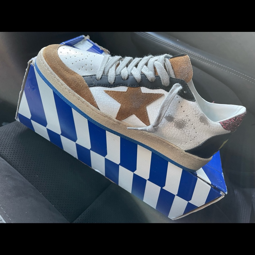 brand new Golden goose sneakers. - Picture 2 of 4